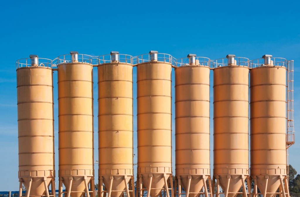 lean six sigma implementation and avoidance of silo projects